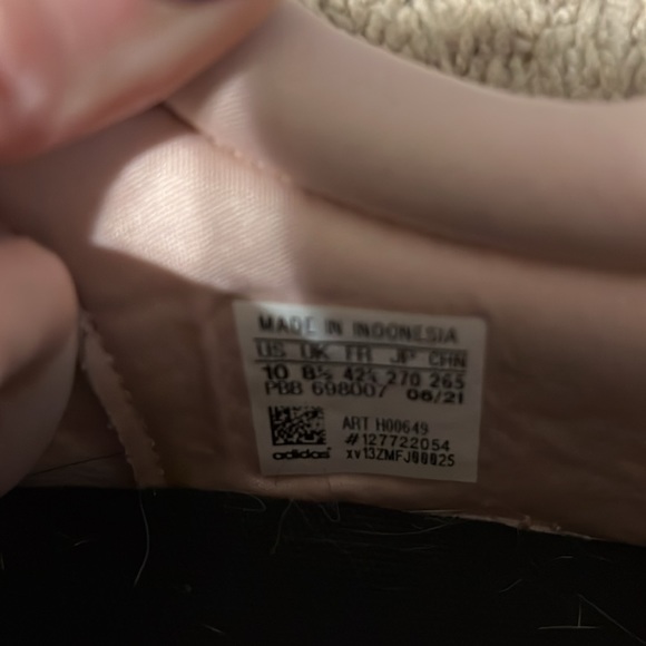 Women’s Pink Addidas Cloudfoam Super - Picture 5 of 5